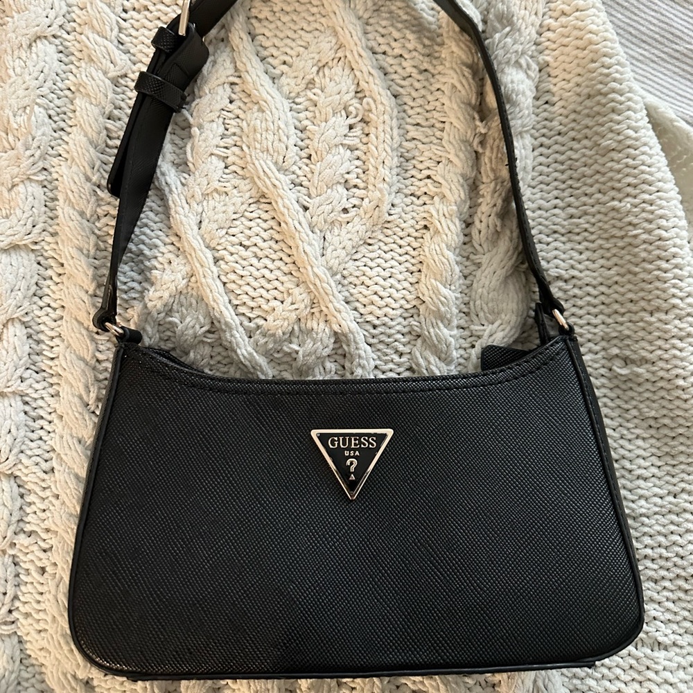 Guess shoulder bag